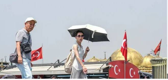 İstanbul'a üç ayda 3,7 milyon turist! İlk sırada hangi ülke var? - Resim: 9